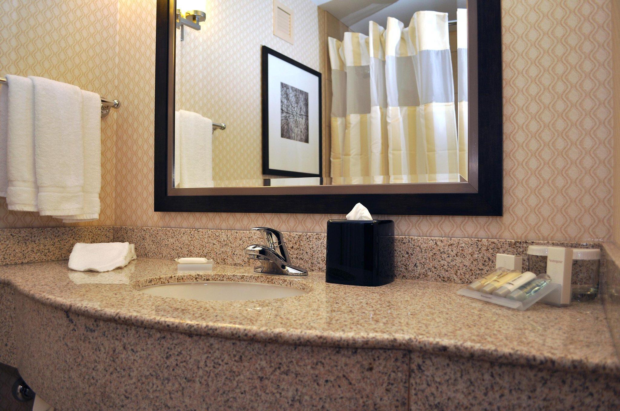 Hilton Garden Inn St. Louis Airport Berkeley Ruang foto