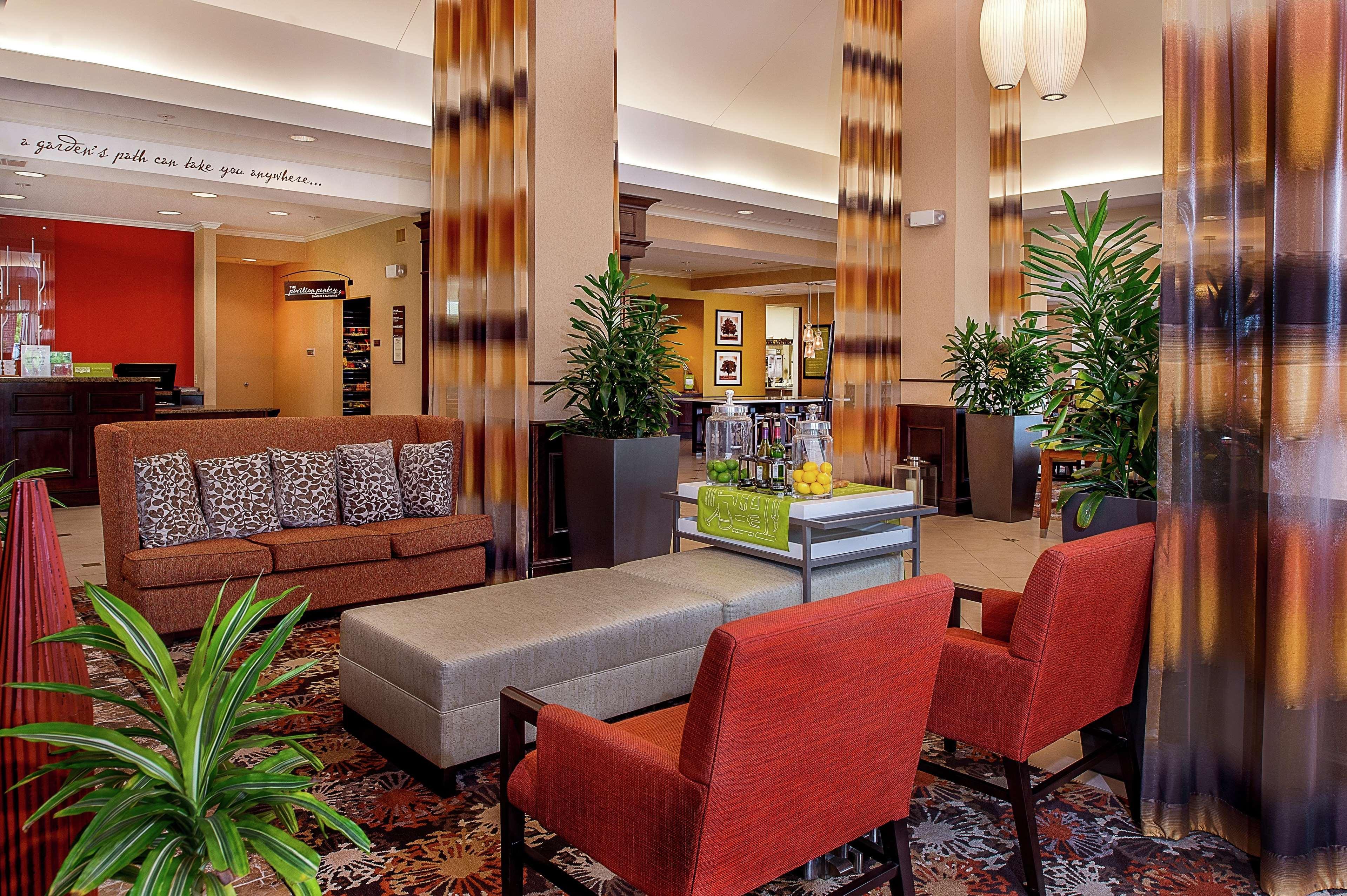 Hilton Garden Inn St. Louis Airport Berkeley Bagian luar foto