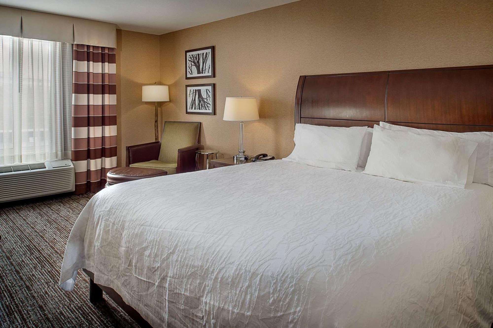 Hilton Garden Inn St. Louis Airport Berkeley Bagian luar foto