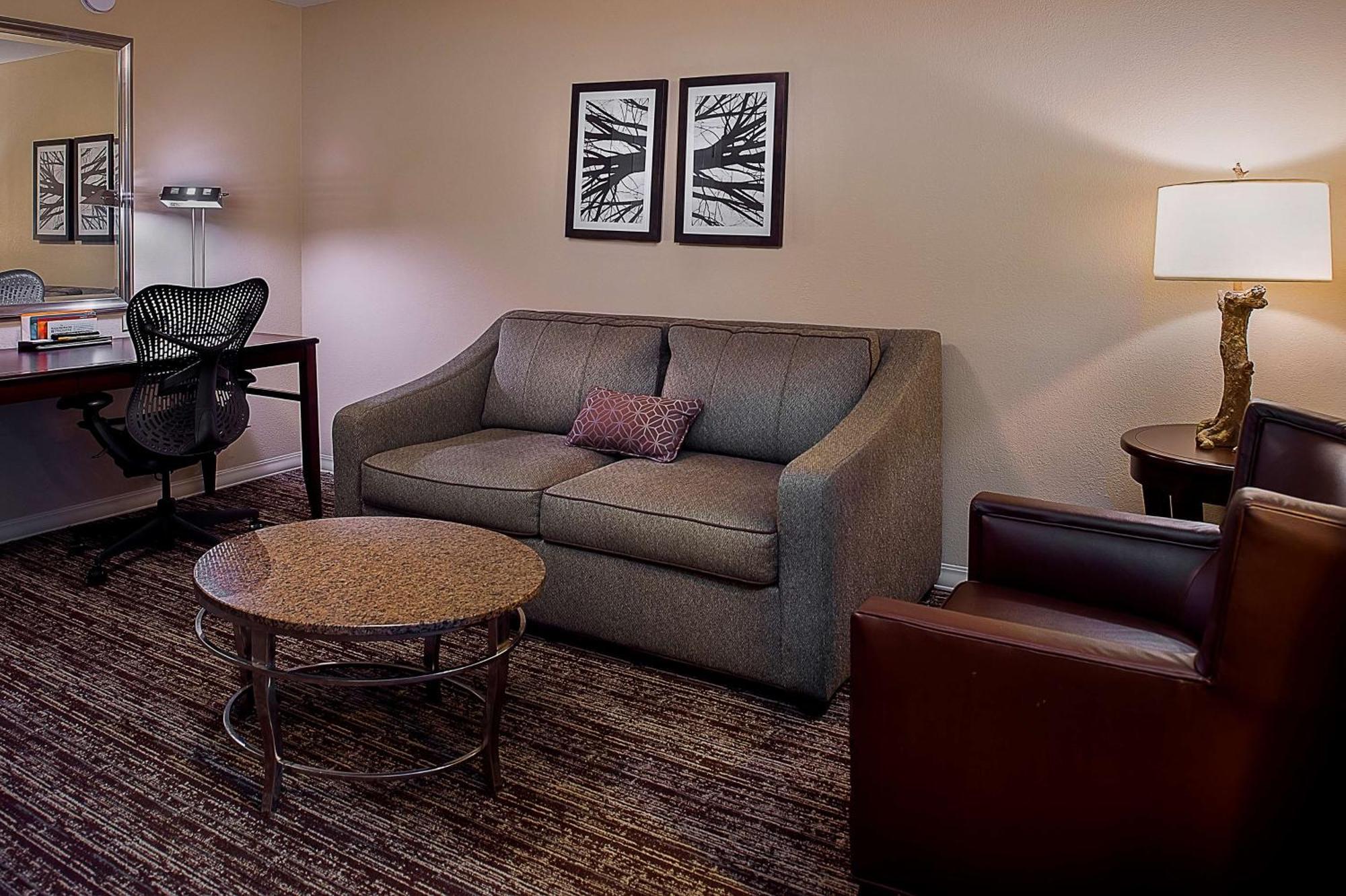 Hilton Garden Inn St. Louis Airport Berkeley Bagian luar foto