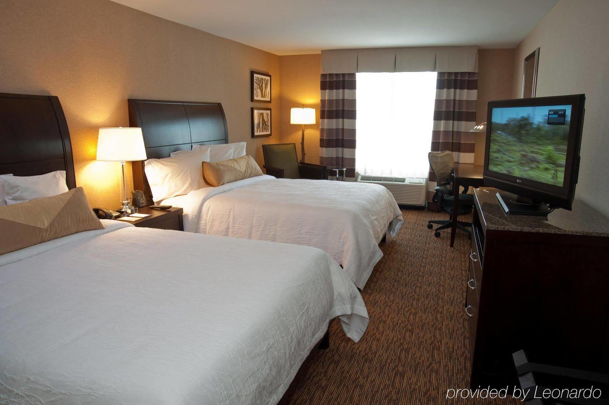 Hilton Garden Inn St. Louis Airport Berkeley Ruang foto
